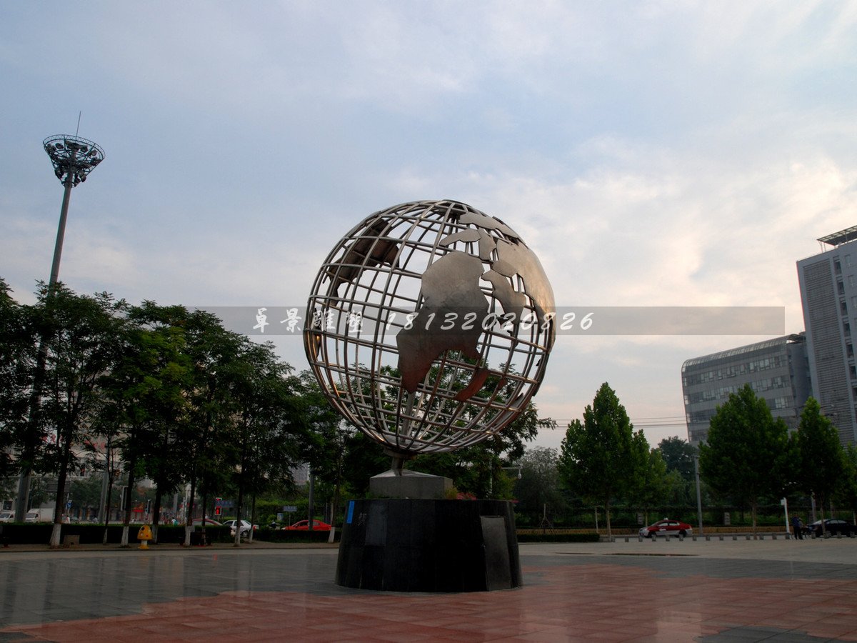 不銹鋼地球雕塑，旋轉地球儀雕塑