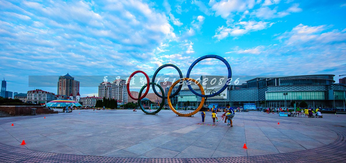 不銹鋼五環(huán)雕塑，運動廣場雕塑