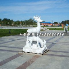 公園小鹿雕塑，廣場(chǎng)石頭鹿