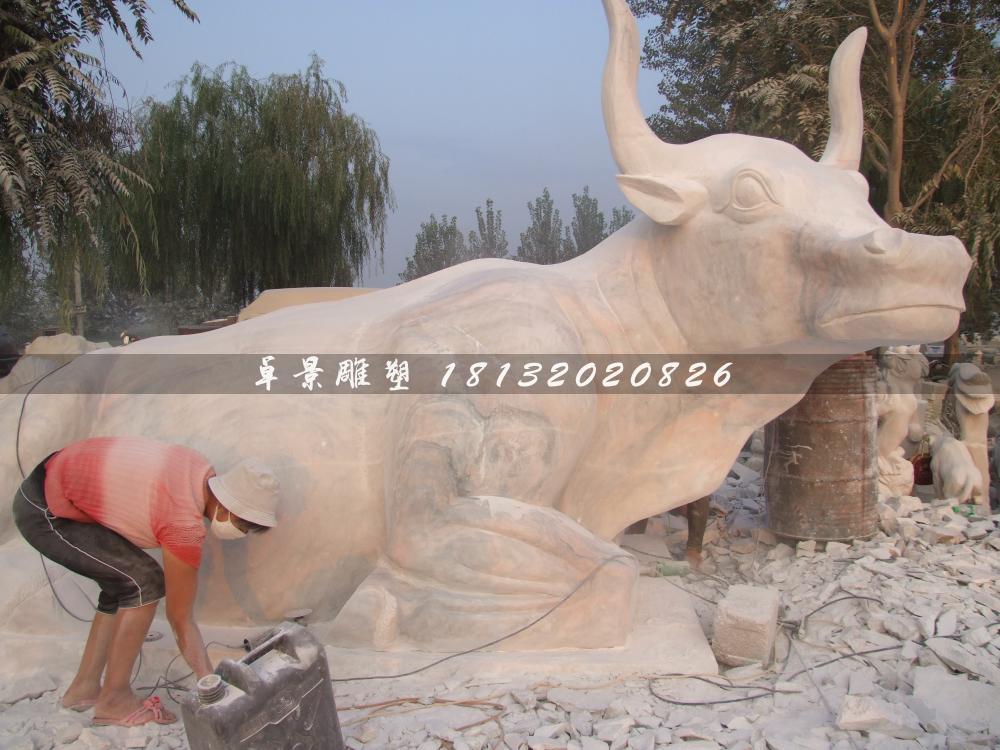 石頭牛雕塑，石雕牛雕塑