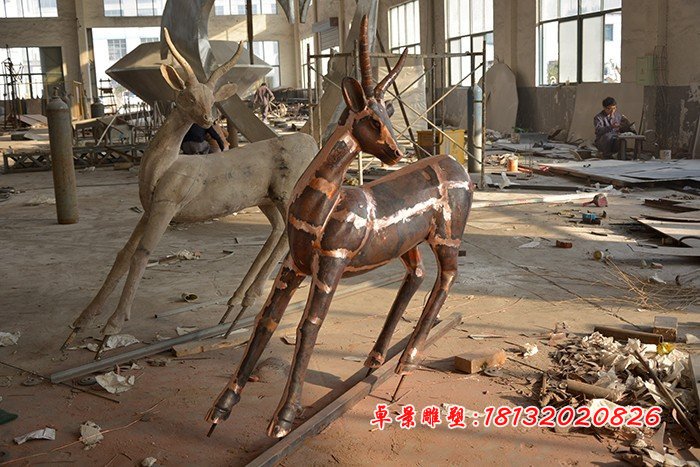 小鹿銅雕，鑄銅小鹿銅雕