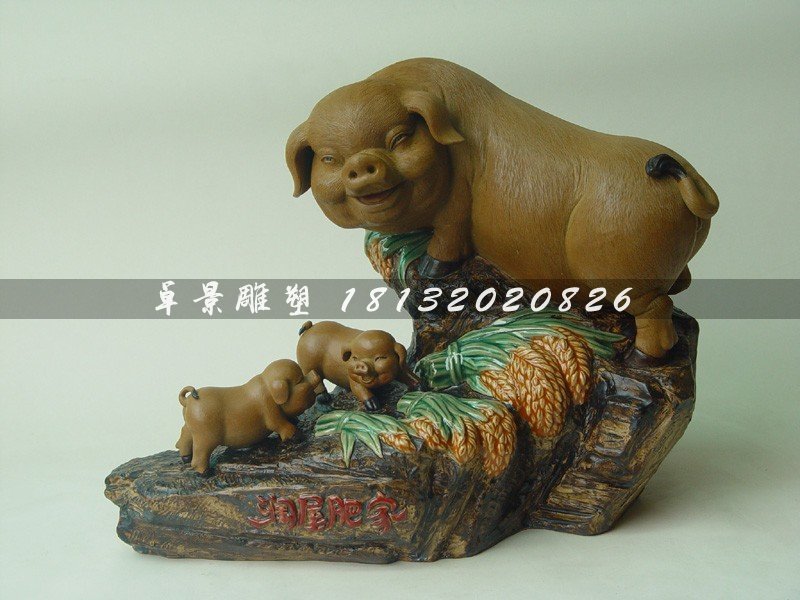 仿真小豬雕塑，玻璃鋼小豬雕塑