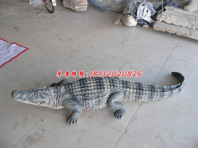 玻璃鋼鱷魚(yú)雕塑，玻璃鋼仿真雕塑 (2)