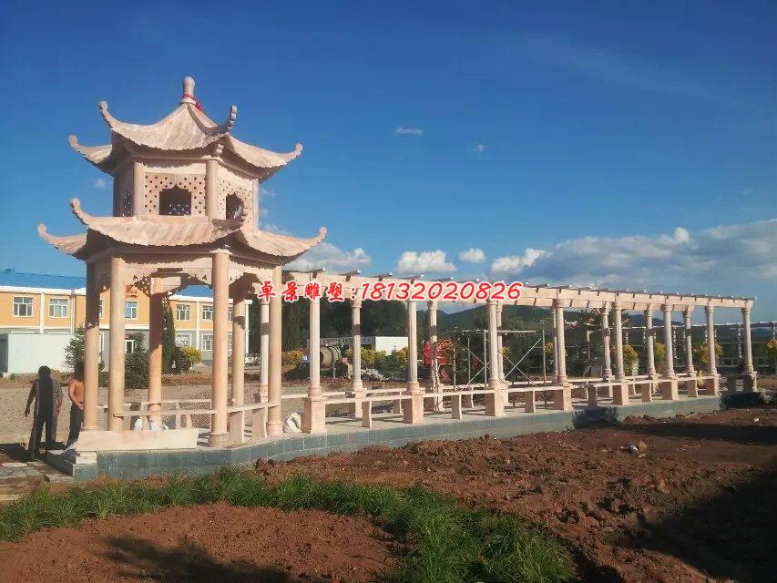 晚霞紅石涼亭，長廊石雕