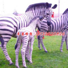 玻璃鋼動物雕塑，仿真斑馬雕塑