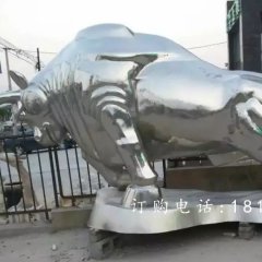 不銹鋼拓荒牛，開荒牛雕塑