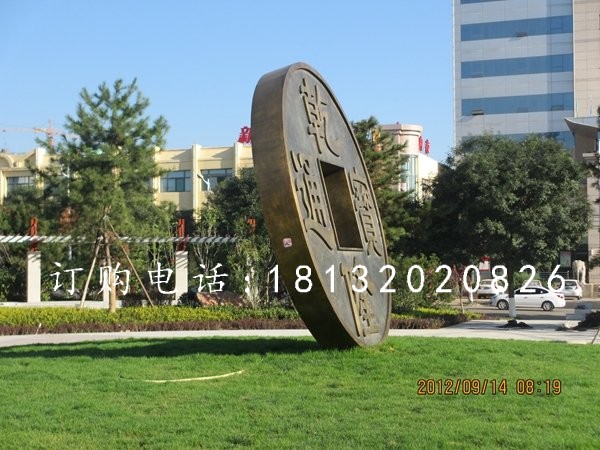 銅錢銅雕，乾隆通寶雕塑