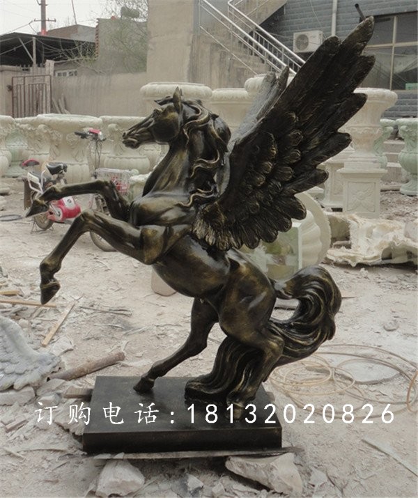 飛馬銅雕，廣場銅雕馬