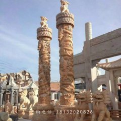 盤龍柱石雕，晚霞紅盤龍柱