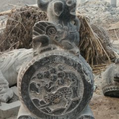 青石門墩，仿古抱鼓石