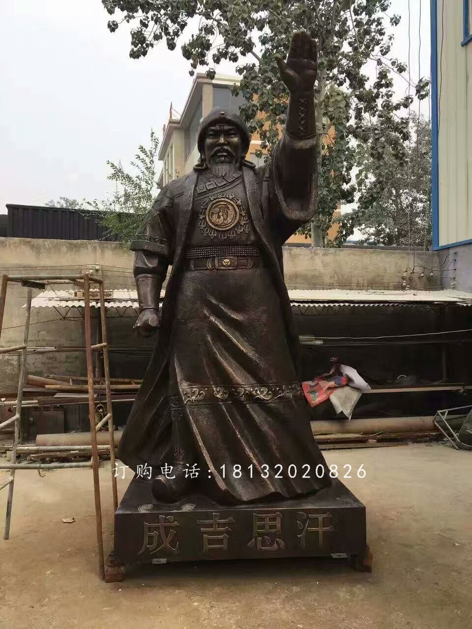 成吉思汗銅雕，廣場古人雕塑