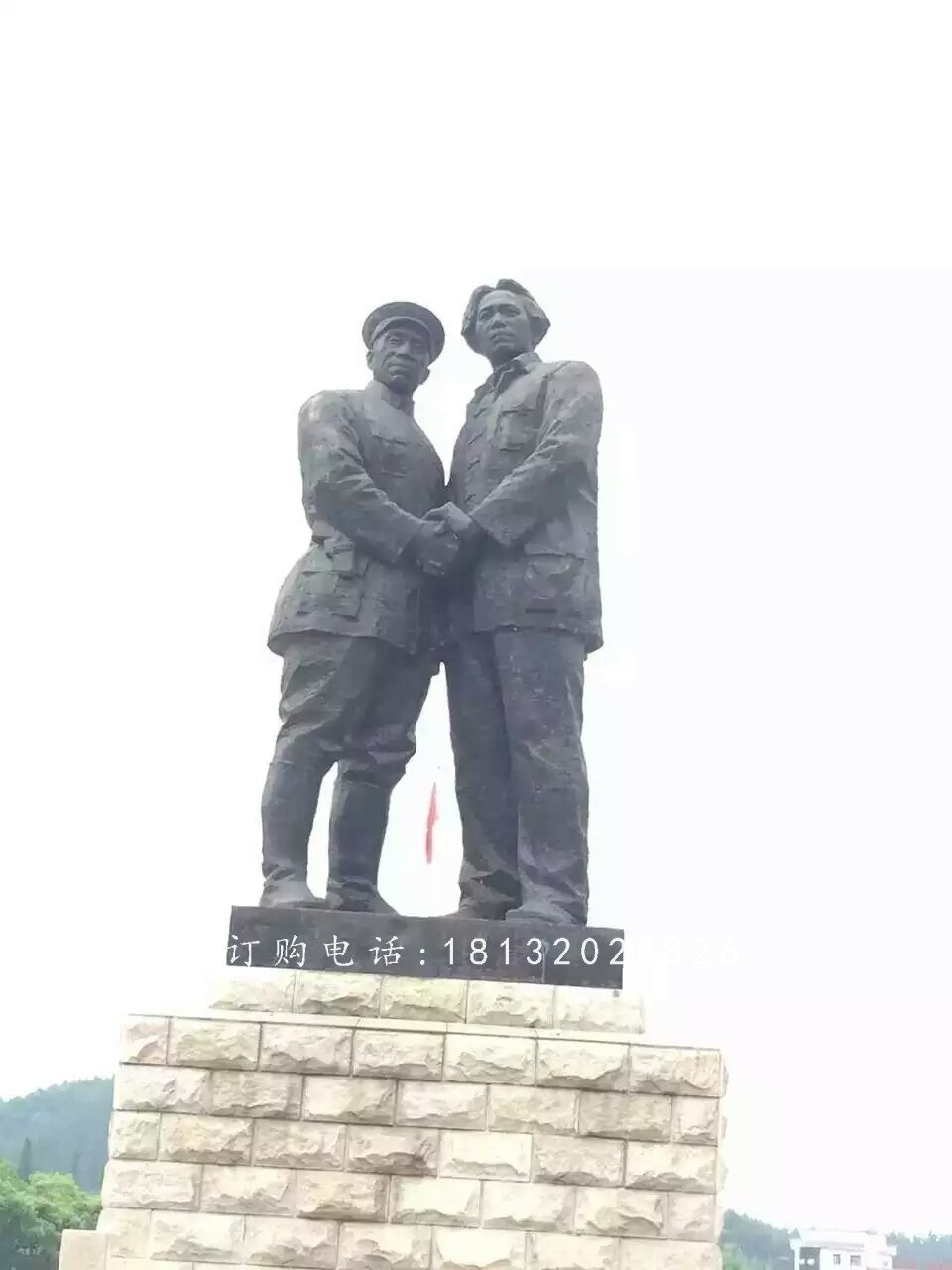 兩位偉人雕塑，廣場人物銅雕