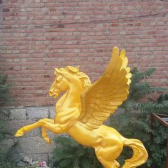 玻璃鋼飛馬雕塑，廣場(chǎng)玻璃鋼雕塑