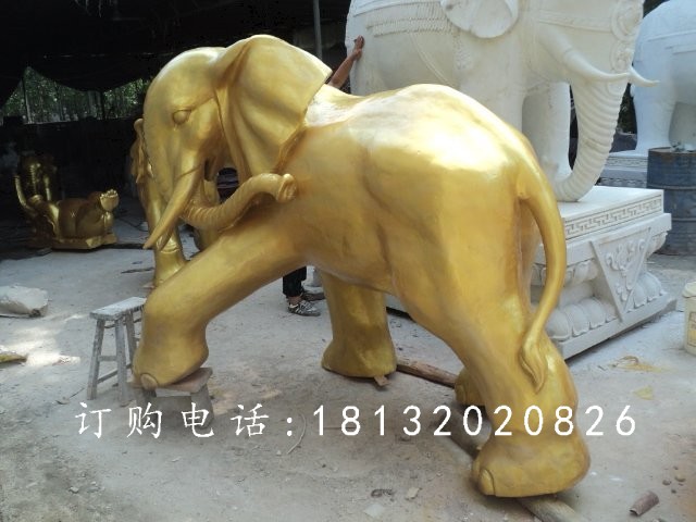 玻璃鋼仿銅大象雕塑，廣場(chǎng)動(dòng)物雕塑 (3)
