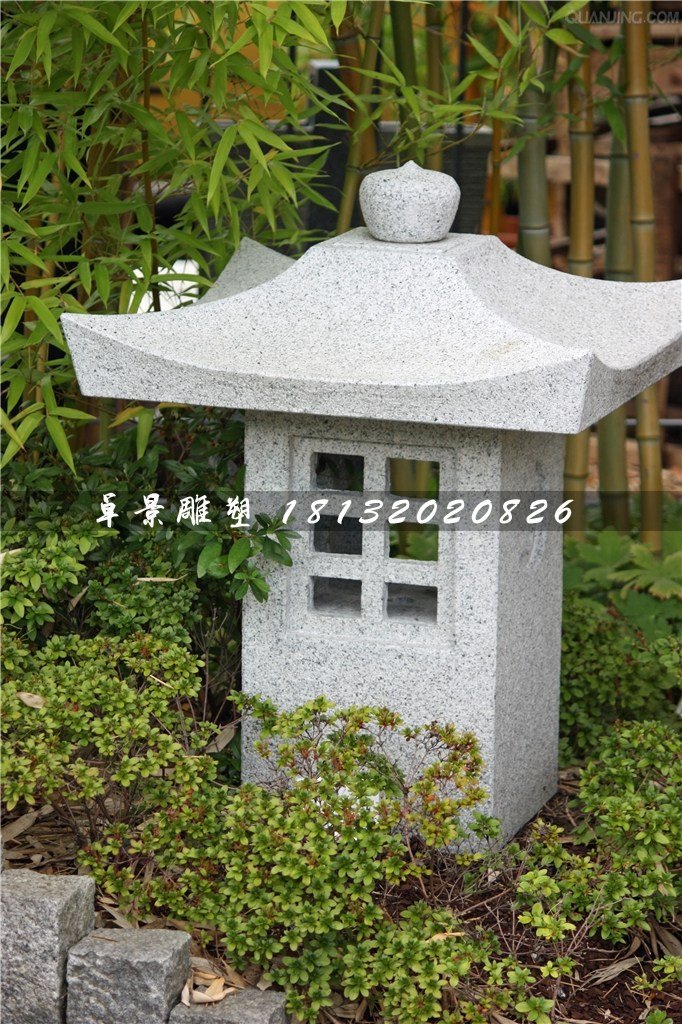 石燈雕塑，公園仿古石燈