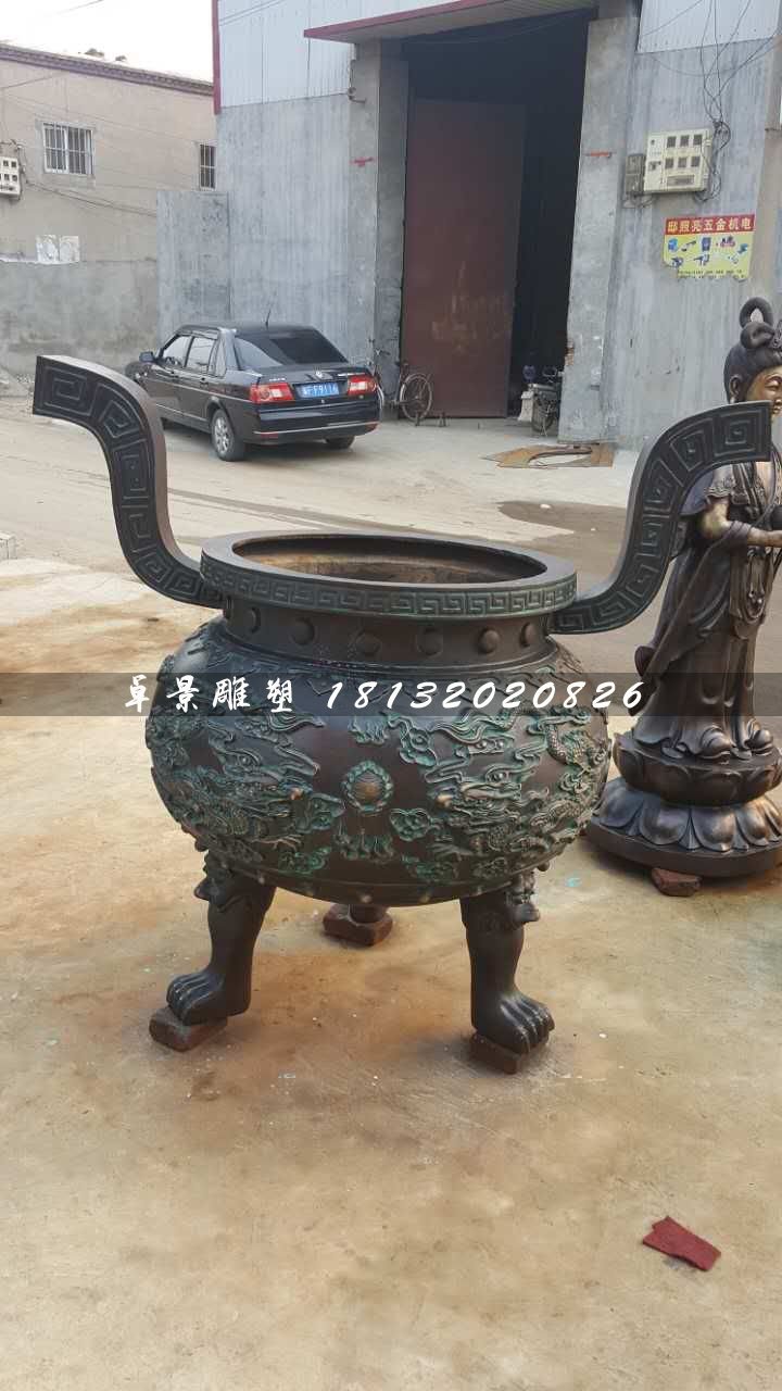 香爐雕塑，寺廟三足銅香爐