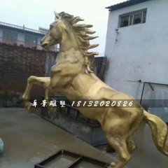 立馬銅雕，廣場銅馬雕塑