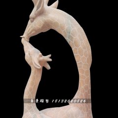 母子鹿石雕，公園親嘴鹿石雕