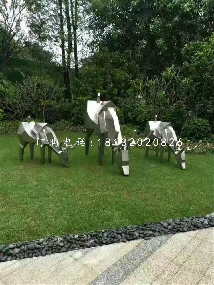 小鹿吃草雕塑，不銹鋼動物 (3)