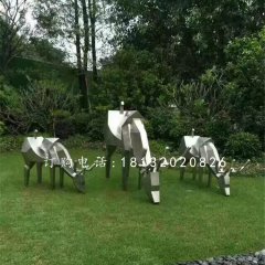 小鹿吃草雕塑，不銹鋼動(dòng)物