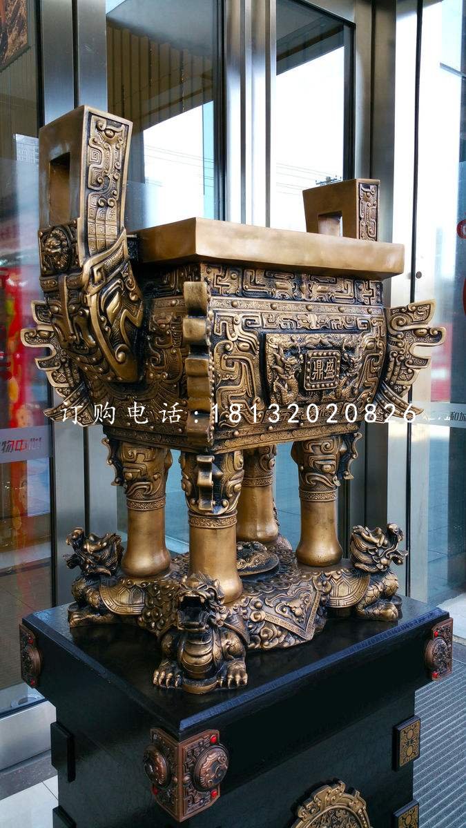 鼎盛鼎，鑄銅鼎雕塑