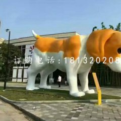 小狗雕塑，公園玻璃鋼動(dòng)物雕塑