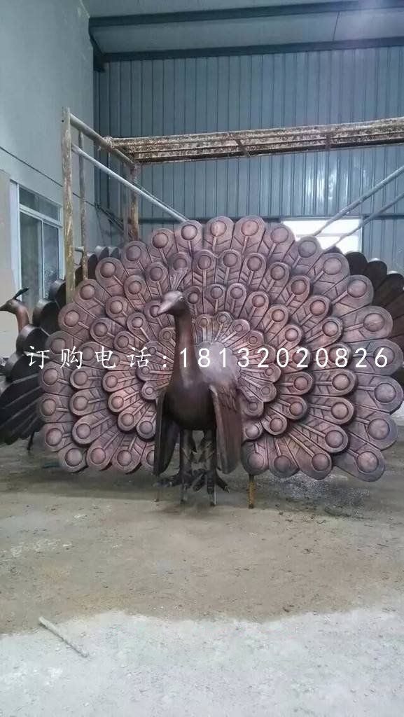 孔雀開屏銅雕，公園動物銅雕