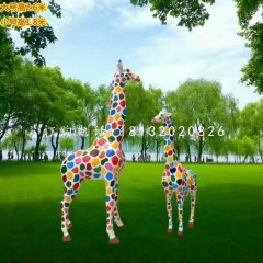 玻璃鋼彩繪長頸鹿，公園動物雕塑