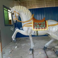 白馬坐騎雕塑，玻璃鋼動物雕塑