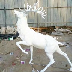 白色的鹿雕塑，玻璃鋼動(dòng)物雕塑