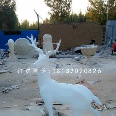 白色的小鹿雕塑，玻璃鋼動(dòng)物雕塑