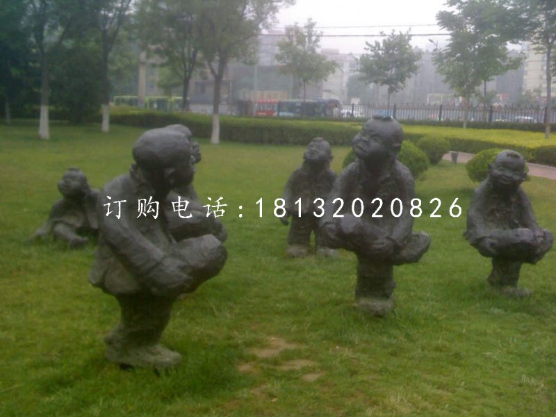 小孩斗雞銅雕，公園小品銅雕