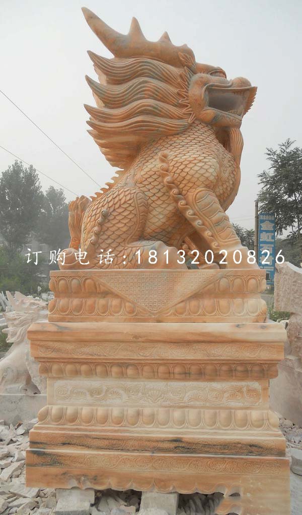 晚霞紅麒麟雕塑，廣場石雕神獸
