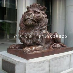 趴著的西洋獅銅雕，銅獅子