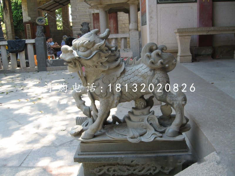 青石麒麟，招財(cái)麒麟雕塑