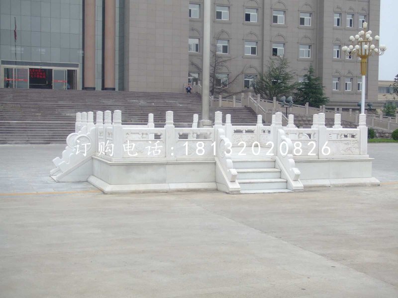 升旗臺(tái)石雕，漢白玉升旗臺(tái)