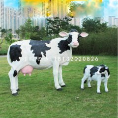 仿真奶牛雕塑，玻璃鋼仿真動物