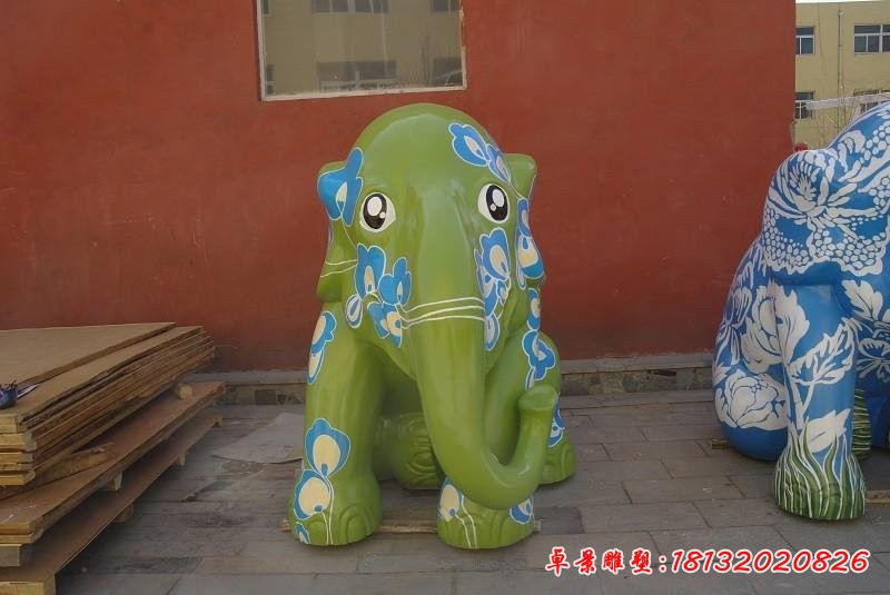 玻璃鋼彩色大象雕塑，公園玻璃鋼大象雕塑