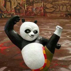 玻璃鋼功夫熊貓雕塑，玻璃鋼卡通雕塑