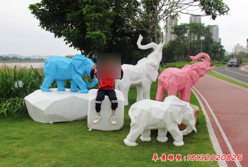 玻璃鋼粉紅小象雕塑，玻璃鋼抽象動(dòng)物雕塑