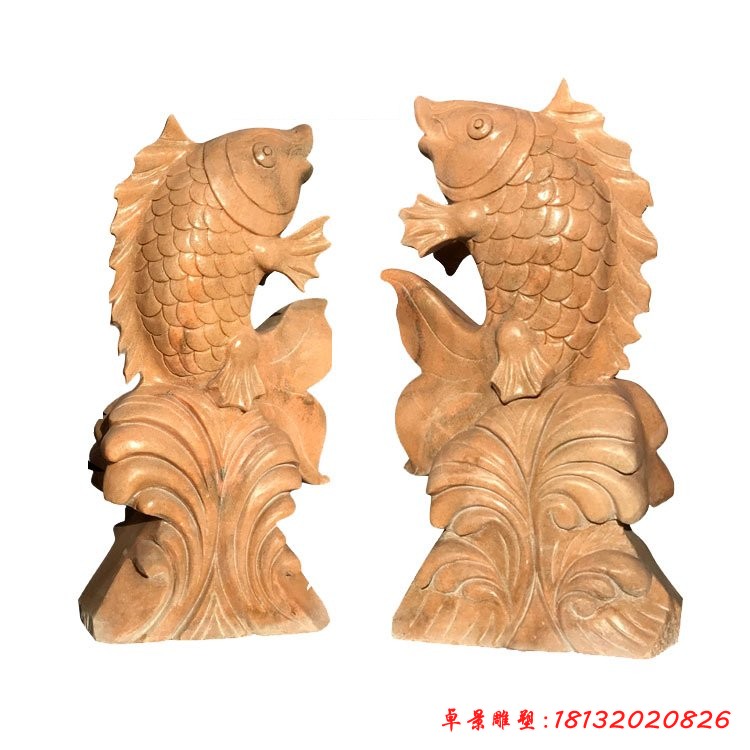 晚霞紅噴水鯉魚雕塑
